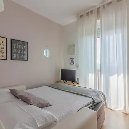 Roberta S Apartamento Perledo